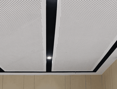 Металлическая кассета RUFER Hook Perf 600×600, перфорация